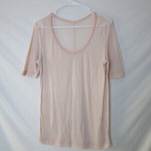 Lululemon Pink Sheer Patterned Scoop Neck Short Sleeved Tee Shirt Medium